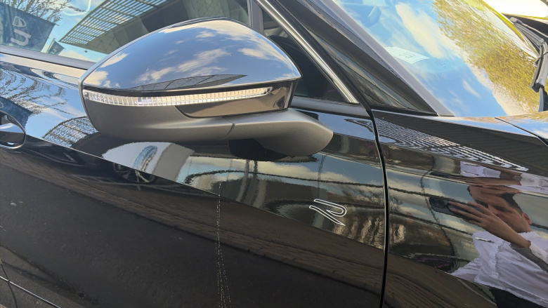 Volkswagen Tayron 1.5 eTSI R-Line 5dr DSG7 [7 Seat] Petrol Estate